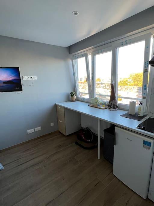 Appartement Super Studio En Face De La Gare De Mulhouse Extérieur photo